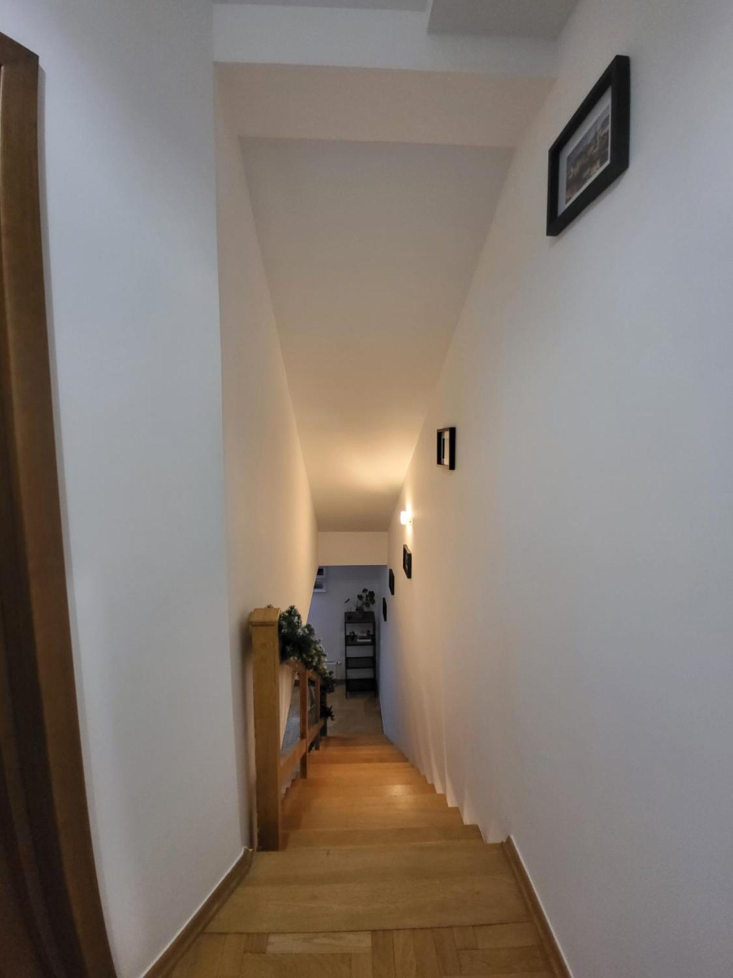 Apartament Kochanowskiego 12