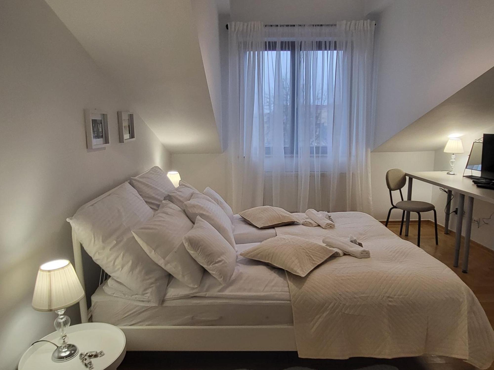 Kochanowskiego 12 * Kraków