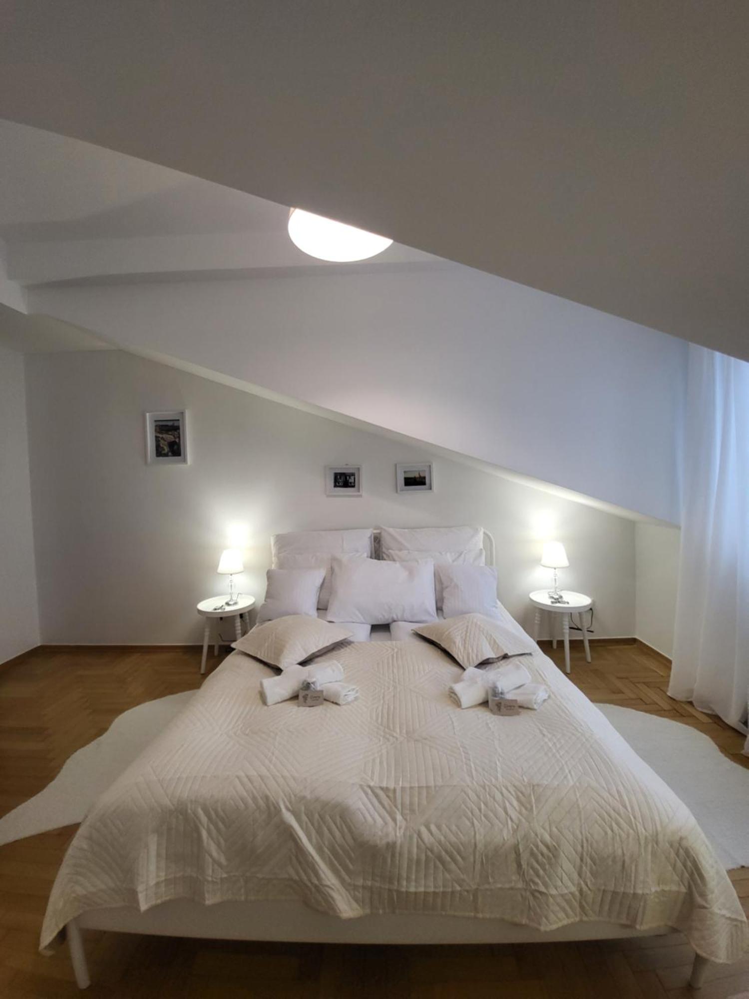 Apartament Kochanowskiego 12